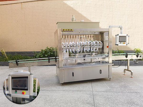 玻璃水全自動灌裝機(jī)
